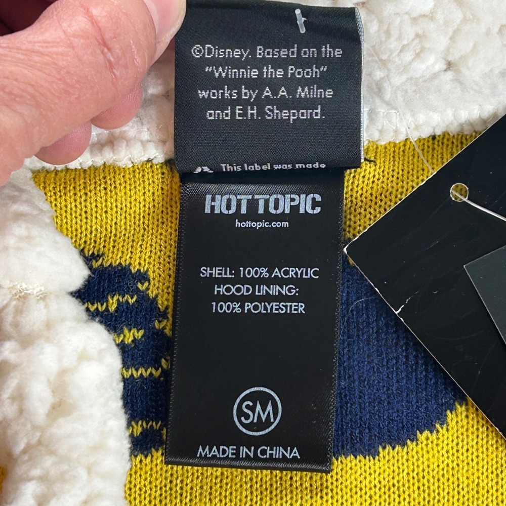 Hot Topic Disney Winnie the Pooh Cardigan Women SM Blue Fair Isle Sherpa Hood - Picture 8 of 15